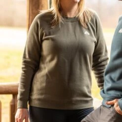 EMS Women's Crew Neck Graphic Sweatshirt 7 EMS Women's Crew Neck Graphic Sweatshirt -Heb Fashion Shop 2070797 302 alt3