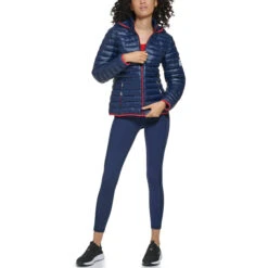 TOMMY HILFIGER Women's Lightweight Hooded Packable Puffer Jacket 8 TOMMY HILFIGER Women's Lightweight Hooded Packable Puffer Jacket -Heb Fashion Shop 2083079 402 alt3