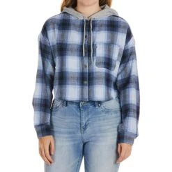 NO COMMENT Juniors' Cropped Flannel W/ Hood